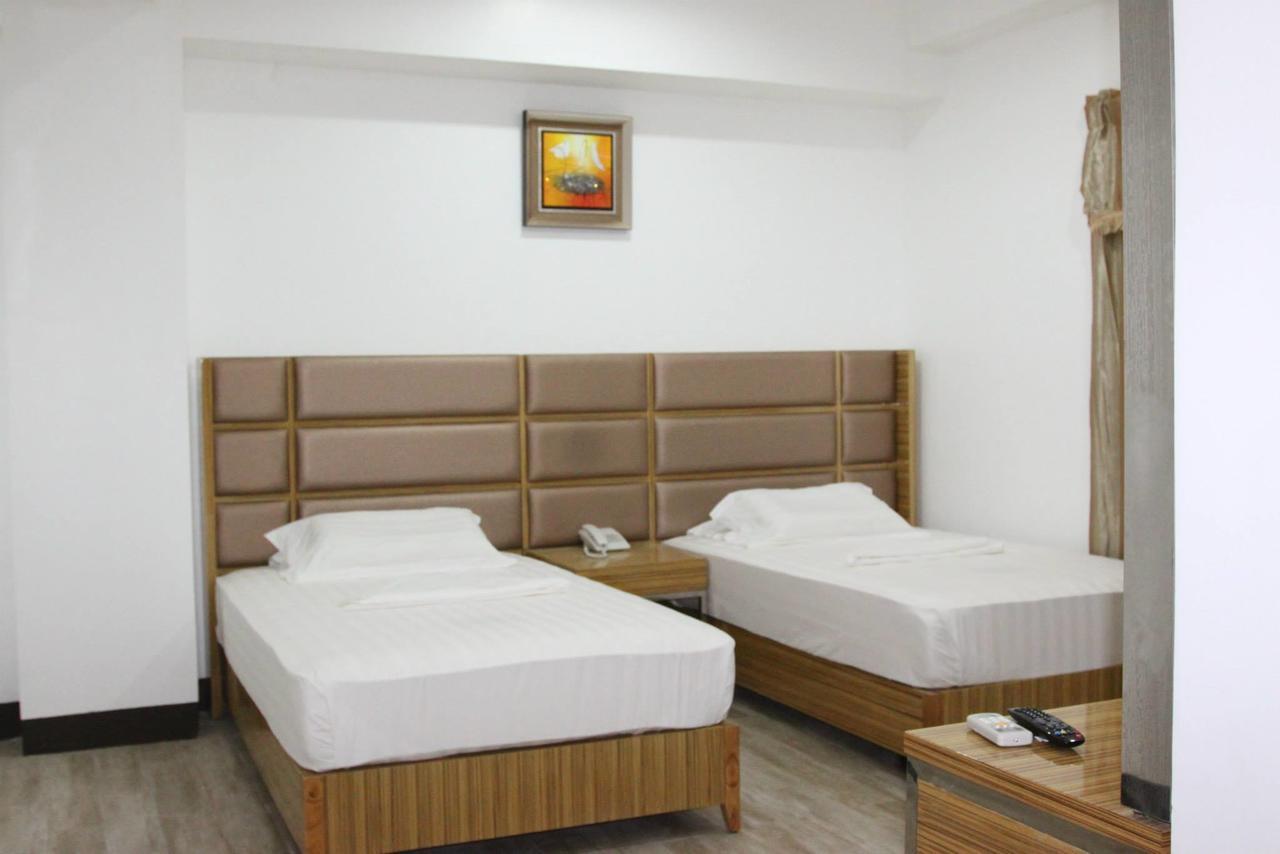 Jeamco Royal Hotel-Palawan Puerto Princesa Ngoại thất bức ảnh
